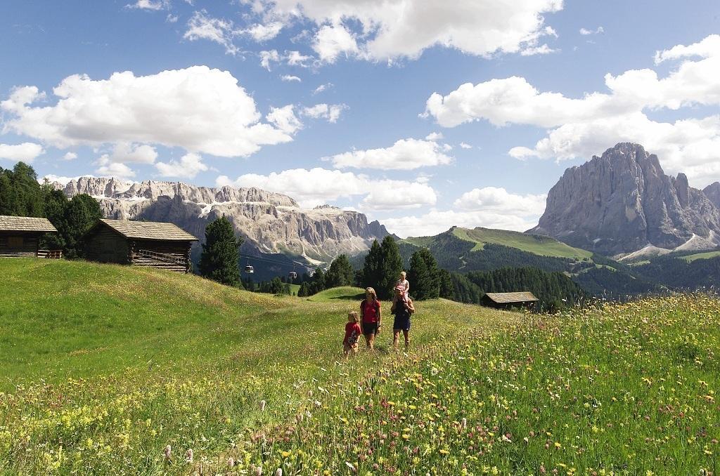 加尼小屋 Santa Cristina Val Gardena 外观 照片