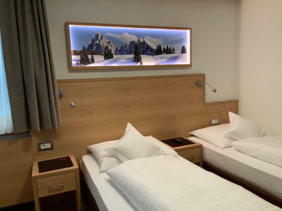 加尼小屋 Santa Cristina Val Gardena 外观 照片